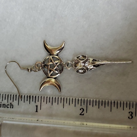 Raven Skull Moon Star Silver Dangle Earrings - Picture 5 of 7